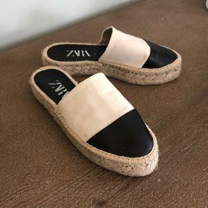 Slip on espadrille platform sandals